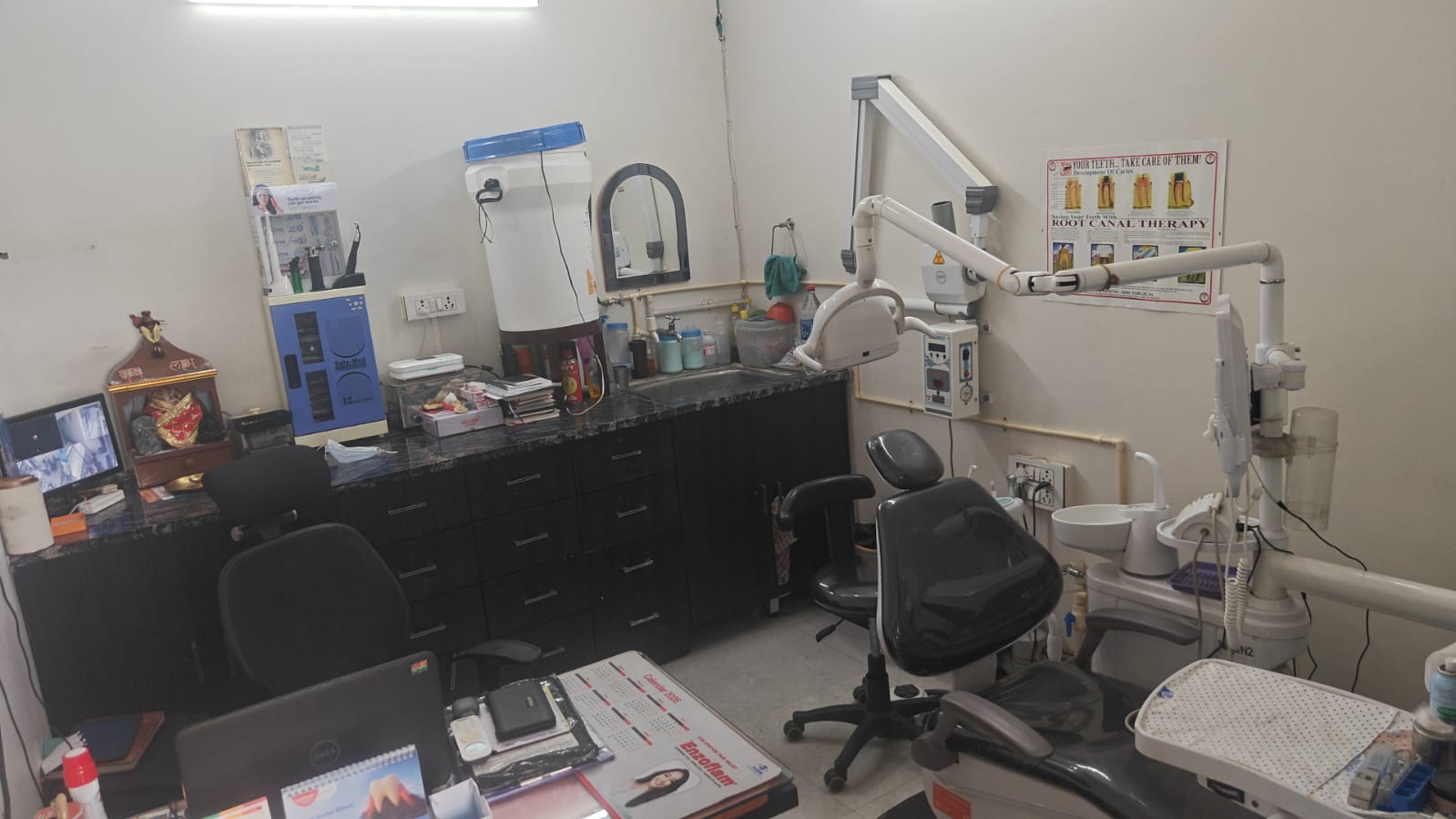 Modern dental treatment chair, light and equipment inside Global Dental Care